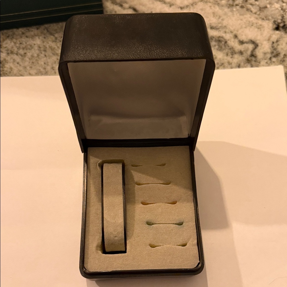 Elegant Black Jewelry Box